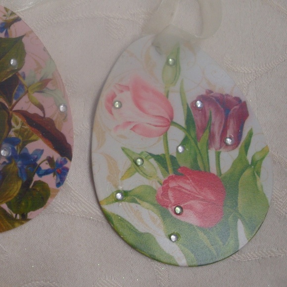 🐣 Set 6 Egg Shape Tin Easter Spring Ornaments w  Flowers & Rhinestones  New - Picture 6 of 9